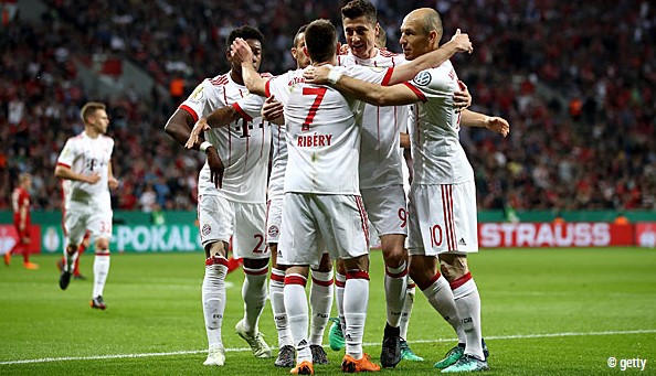 Мюнхен Байер Леверкузен bet365