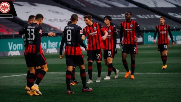 Айнтрахт Франкфурт победи с 2:1 Байер Леверкузен bet365