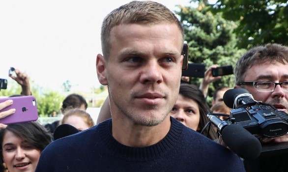 Александър Кокорин пристигна във Флоренция за финализирането на трансфера си bet365