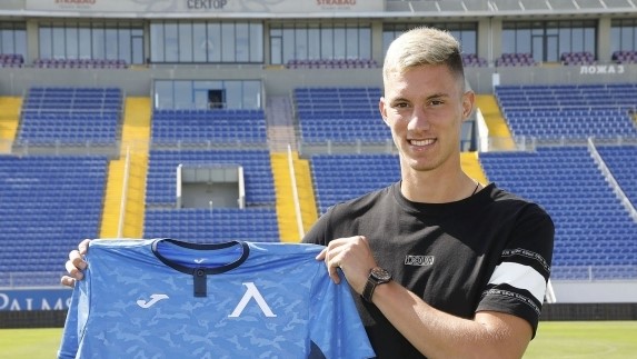 Андриан Краев продължава със самостоятелната си подготовка в България bet365