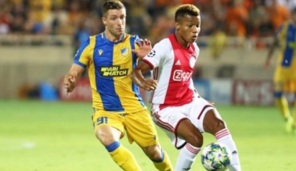 Трансферът на Драган Михайлович в Левски е зациклил за известно време bet365