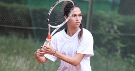 Изабелла Шиникова отпадна на четвъртфиналите на турнира по тенис в Москва bet365