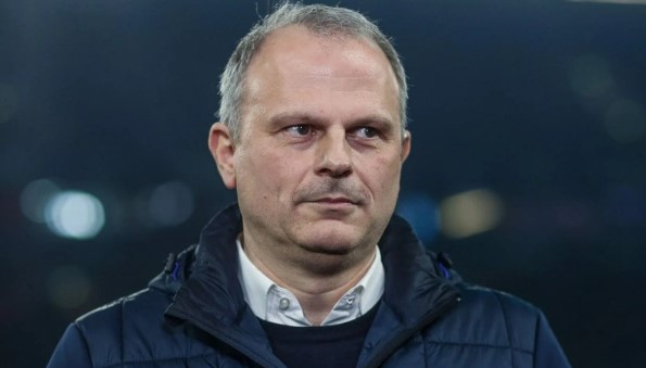 Спортният директор на Шалке 04 Йохан Шнайдер обяви, че ще си тръгне през лятото bet365