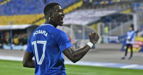Малмьо повиши офертата за звездата на Левски Найджъл Робърта bet365