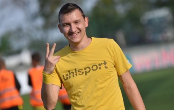 Ботев (Пловдив) стартира преговори за нов договор с капитана на отбора Тодор Неделев bet365
