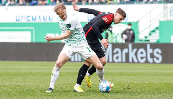 Фрайбург и Гройтер Фюрт завършиха при резултат 0:0 bet365