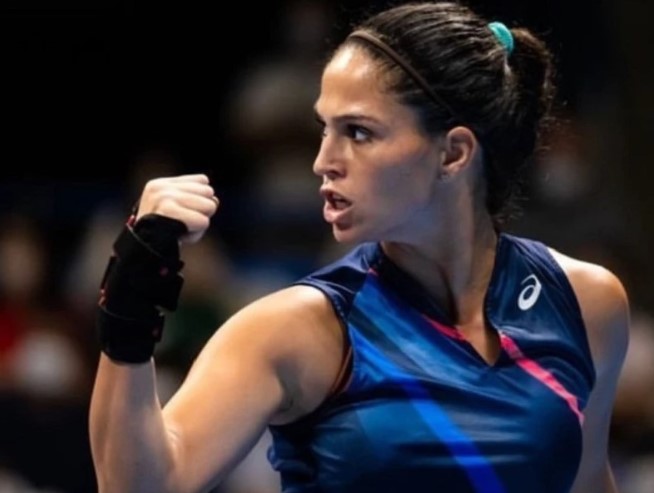 Изабелла Шиникова bet365